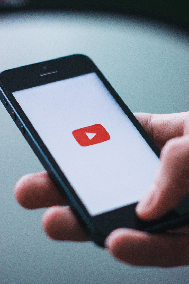 How to Livestream on YouTube to Share Your Expertise