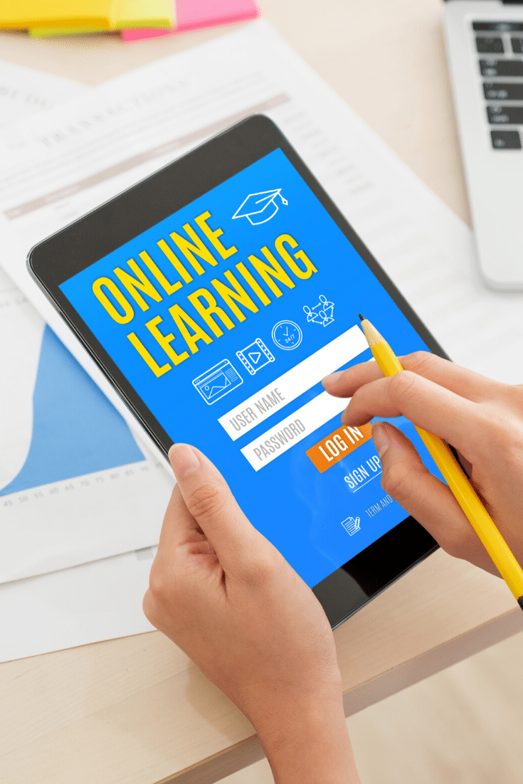Education is Your Secret Weapon: 7 Courses Worth Visiting for a Businesswoman