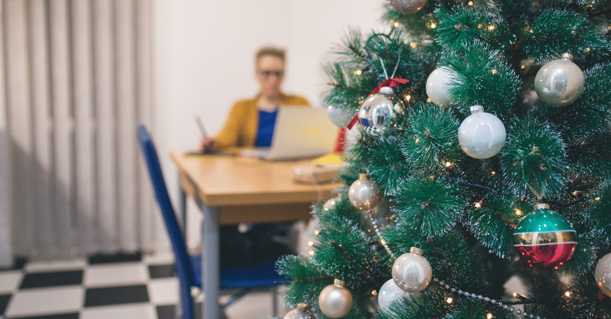 5 Tips to Disconnect from Work During the Holidays