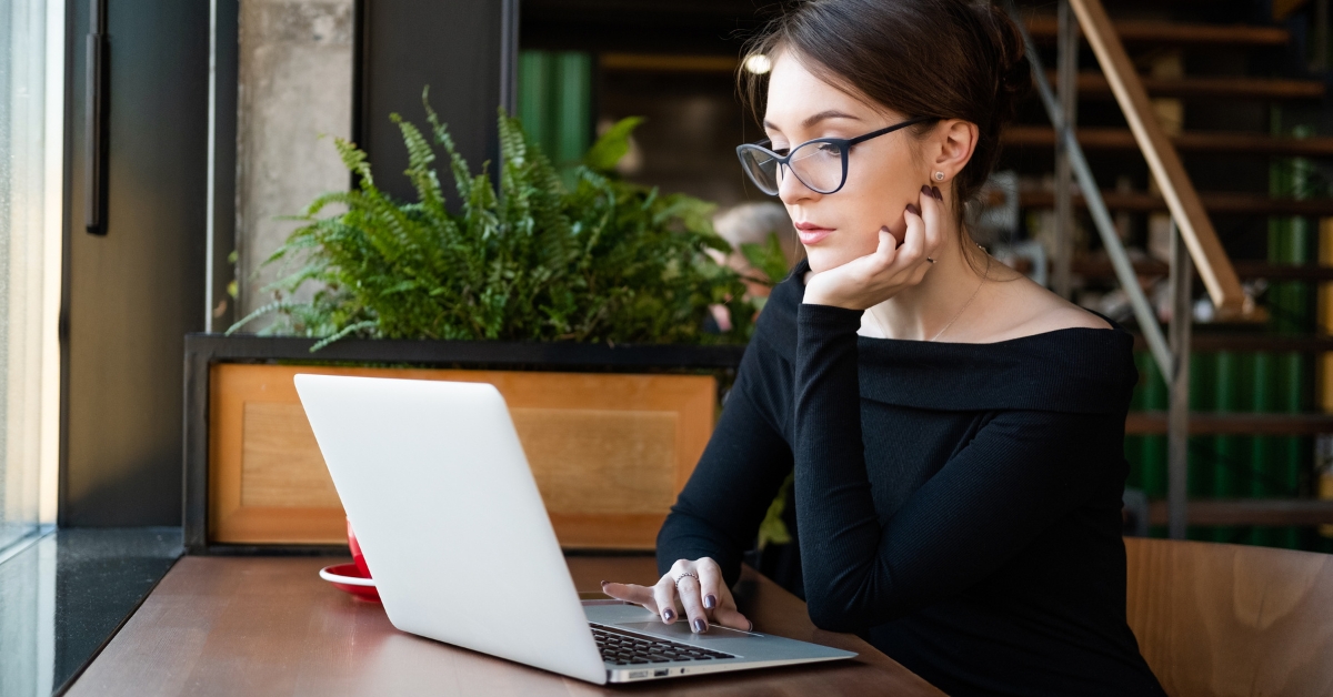 woman laptop working