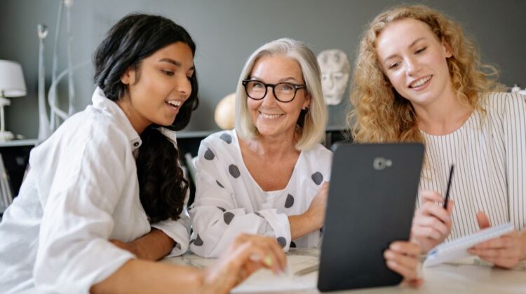 caring businesswomen