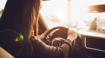 businesswoman commute traffic