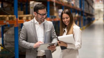 woman supply chain management leader